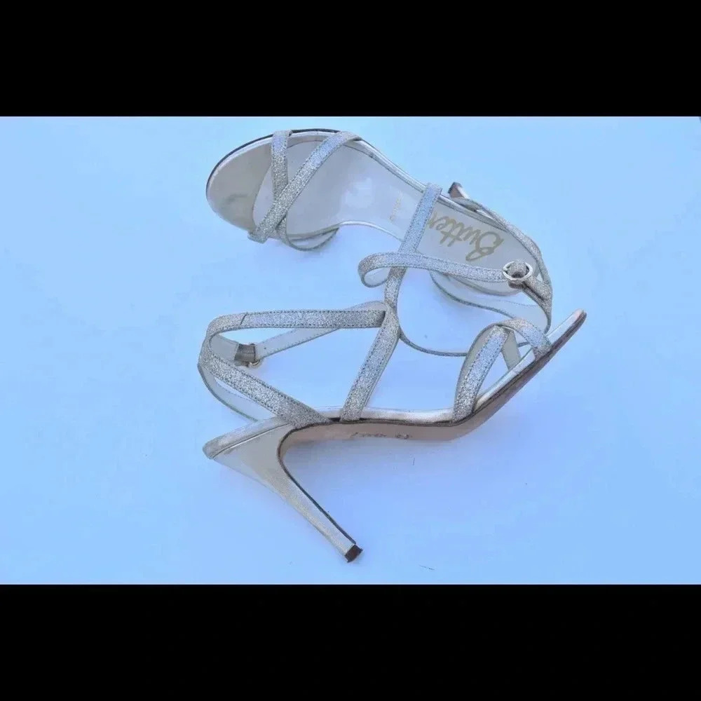 Butter heeled sandals - Picture 4 of 7